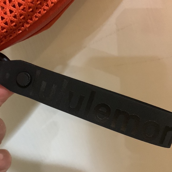 Lululemon All Hours Belt Bag Brick 114750428 - Picture 3 of 7